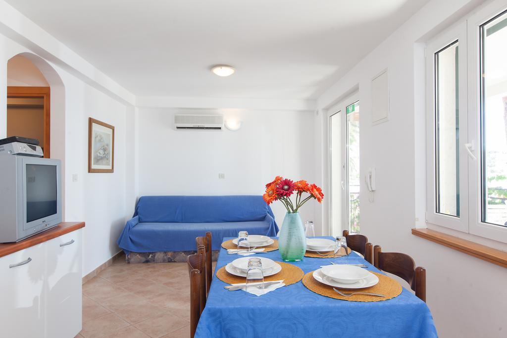 Villa Helena Подгора Номер фото